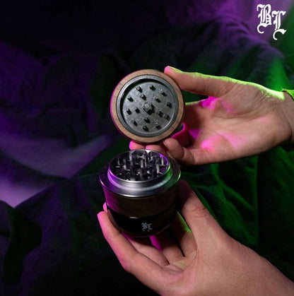 Black Leaf Holz-Grinder 4-tlg. mit Violettglas
